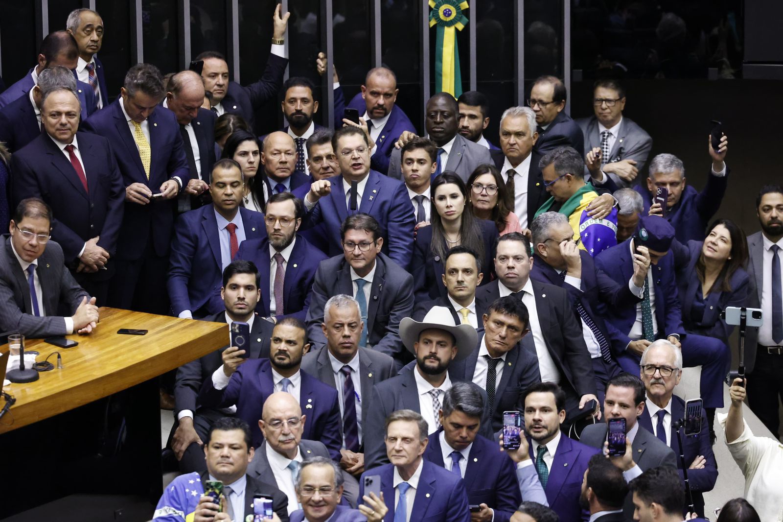 Capitão Alberto Neto celebra avanço do projeto de Anistia na Câmara dos Deputados