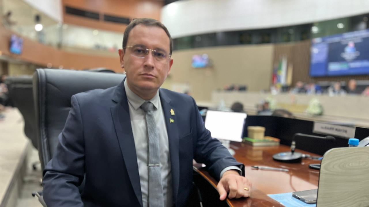 Raiff Matos lamenta veto que mantém famílias diabéticas sem apoio em Manaus