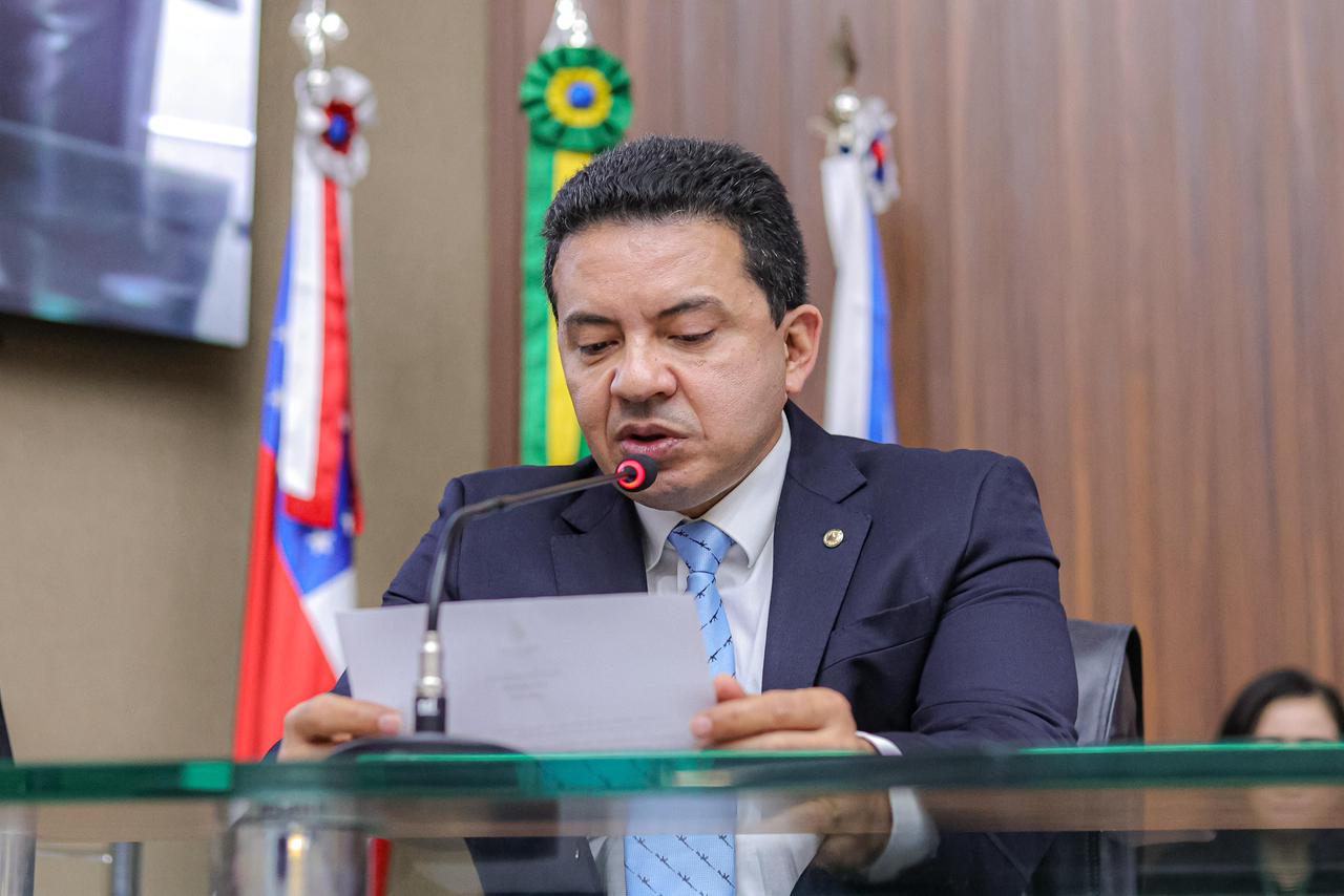 Aleam aprova projeto do Delegado Péricles que pune a venda de bebidas adulteradas no AM