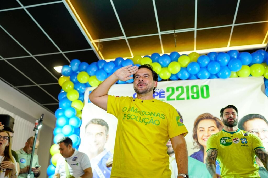 Capitao Alberto Neto entre lideres ao Senado aponta pesquisa Qaest Portal Fred Novaes