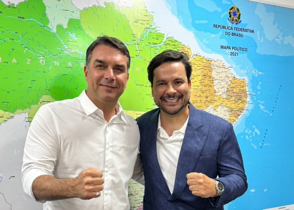 Albeerto Neto Flavio Bolsonaro Motrociata da Direita Portal Fred Novaes