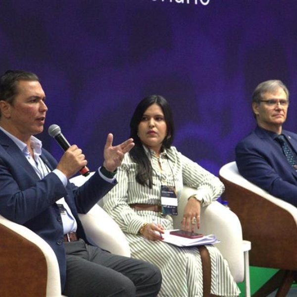 Abrasel propõe desoneração da folha para facilitar transição na reforma tributária