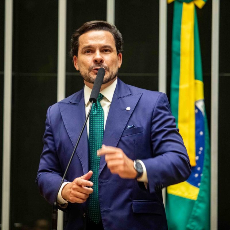 Capitão Alberto Neto critica suspensão de R$ 678 milhões para a BR-319