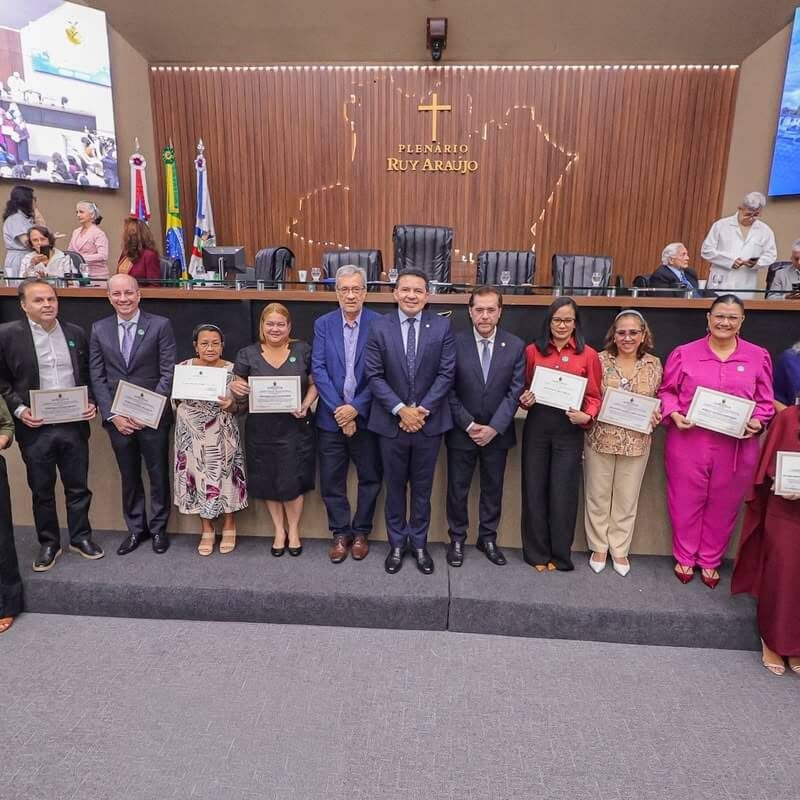 Sessão especial na Aleam homenageia os 52 anos da Fundação Cecon