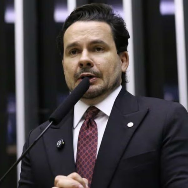Câmara aprova projeto relatado por Capitão Alberto Neto que tipifica o crime de ‘Domínio de Cidades’