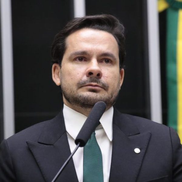 Projeto do Capitão Alberto Neto modifica regras para liberdade provisória na audiência de custódia