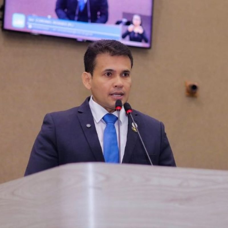 Coronel Rosses aciona MP e denuncia suposto esquema de R$ 159,6 milhões no Amazonas