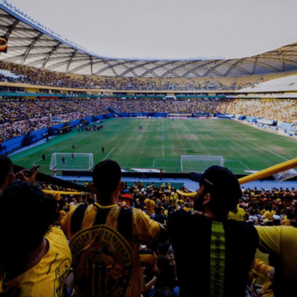 Gastos com futebol na Região Norte afetam 65% da população, aponta estudo da Serasa