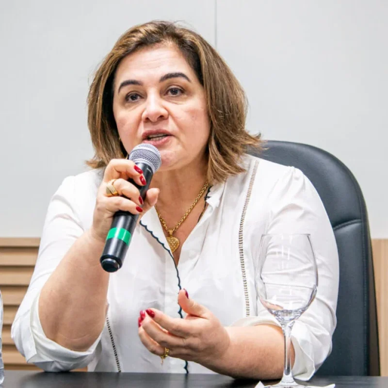 Maria do Carmo endurece discurso no PL do Amazonas