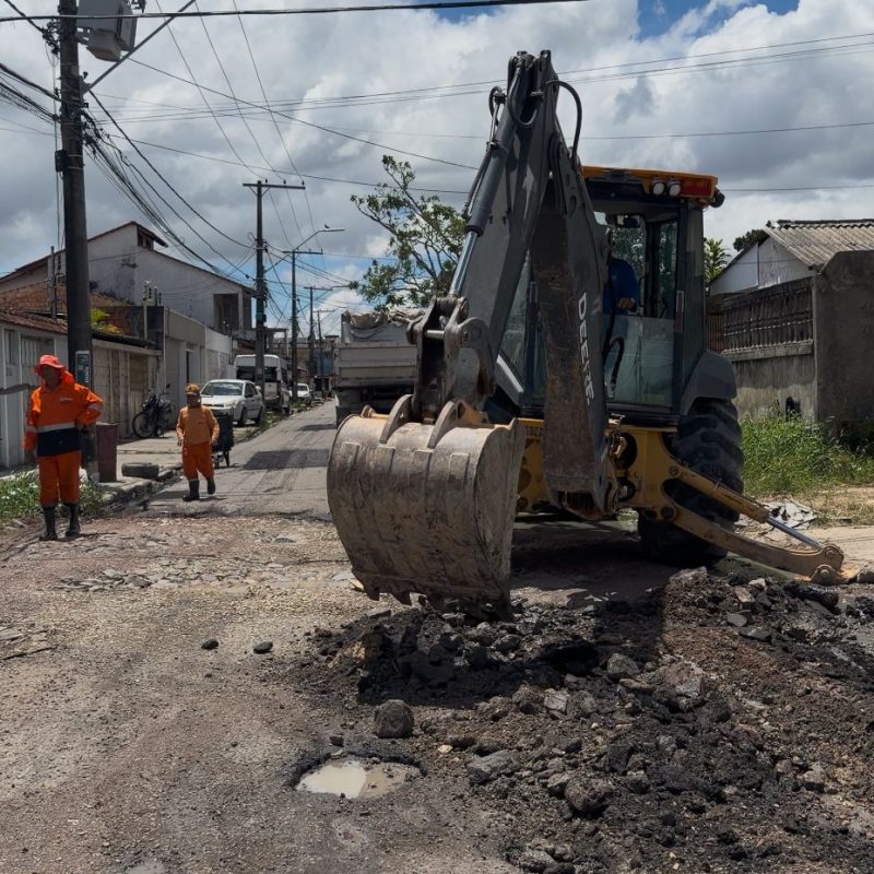 Fiscalização e cobrança do vereador Raiff Matos garantem obra no Manoa