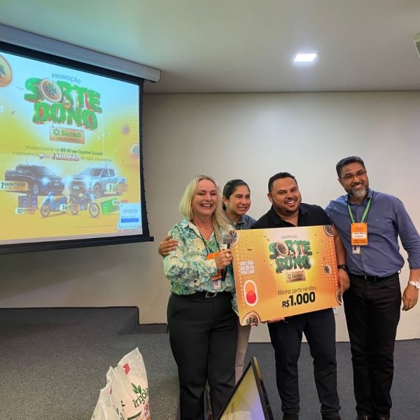 Campanha do Sicredi já entregou centenas de prêmios e reta final terá 10 veículos