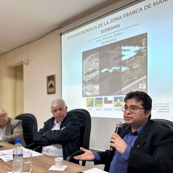 Suframa amplia diálogo com representantes do comércio paraguaio