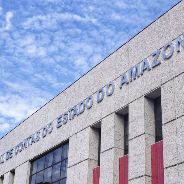 Conselheiro do TCE-AM determina suspensão de pregão da Prefeitura de Tabatinga