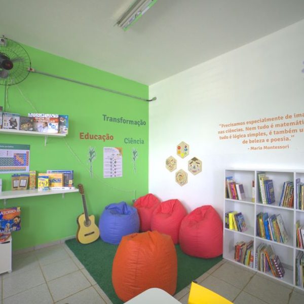 Escolas municipais do Amazonas recebem projeto Laboratório de Leitura