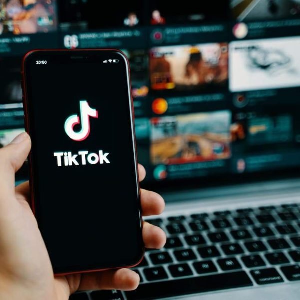 Empresa em Manaus é condenada por postar acidente de funcionário no TikTok